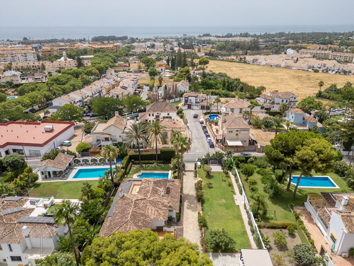 Image 41: Detached Villa For sale, San Pedro de Alcántara, €2,495,000 [HFMs727392]