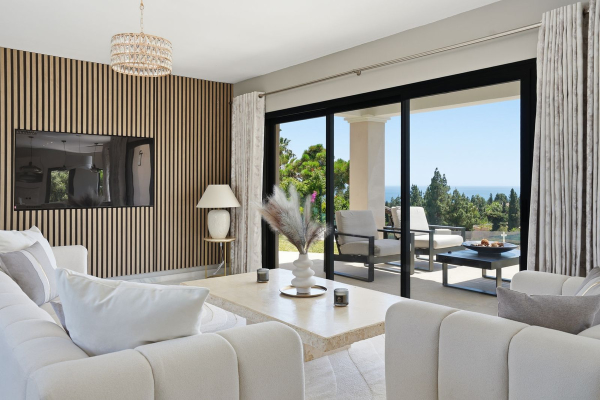 Image 7: Villa - Chalet For sale, Mijas Costa, €1,599,000 [HFMs727832]
