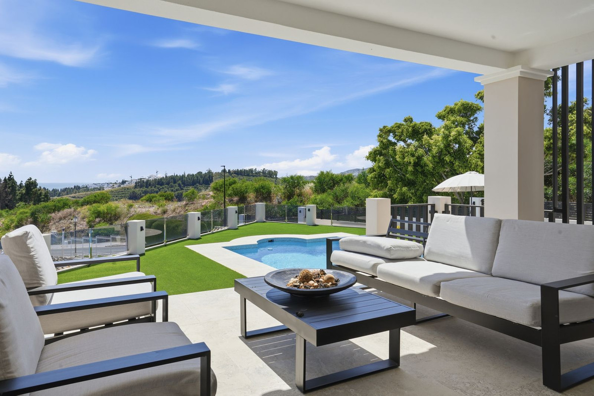 Image 4: Villa - Chalet For sale, Mijas Costa, €1,599,000 [HFMs727832]