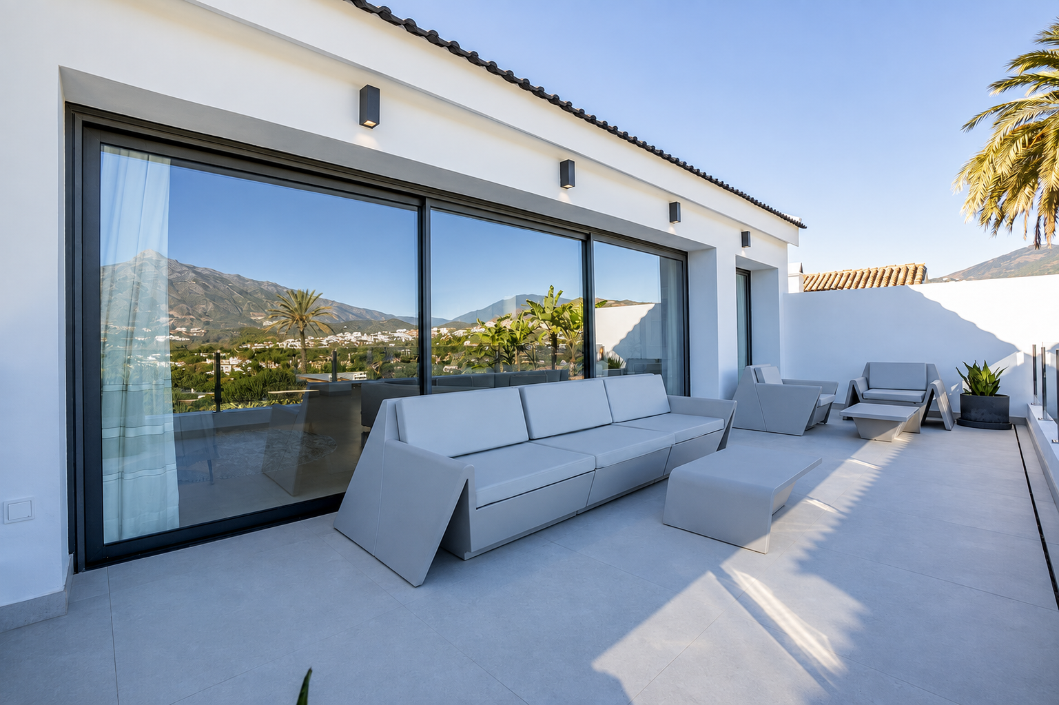 Image 25: Detached Villa For sale, Nueva Andalucía, €3,300,000 [HFMs728017]