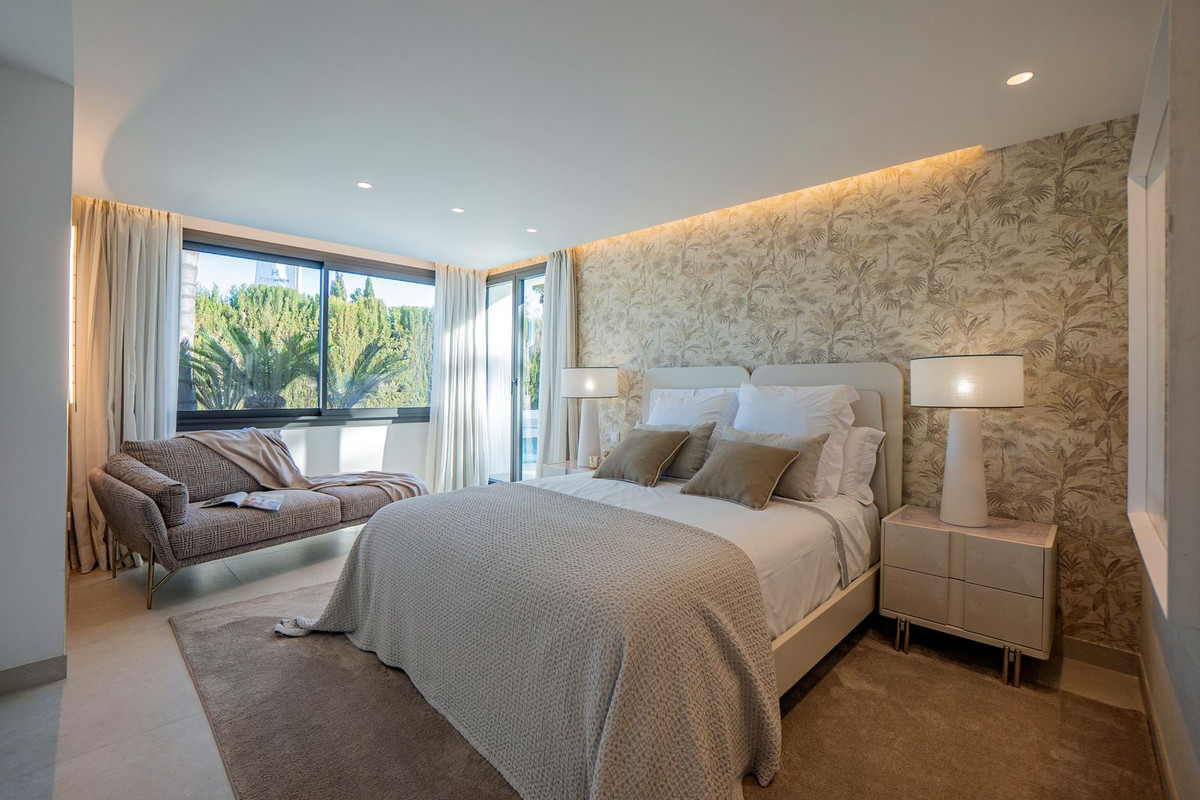 Image 16: Detached Villa For sale, Nueva Andalucía, €3,300,000 [HFMs728017]