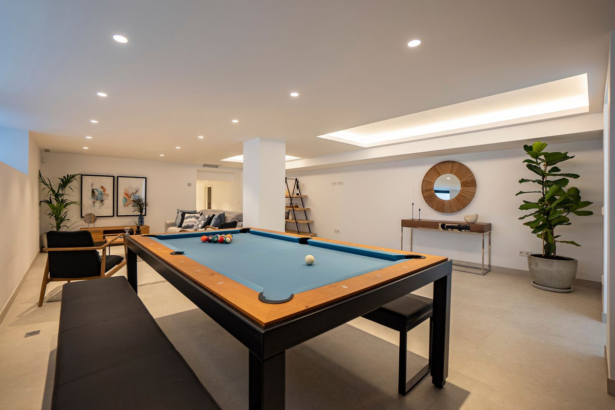 Image 23: Detached Villa For sale, Nueva Andalucía, €3,300,000 [HFMs728017]