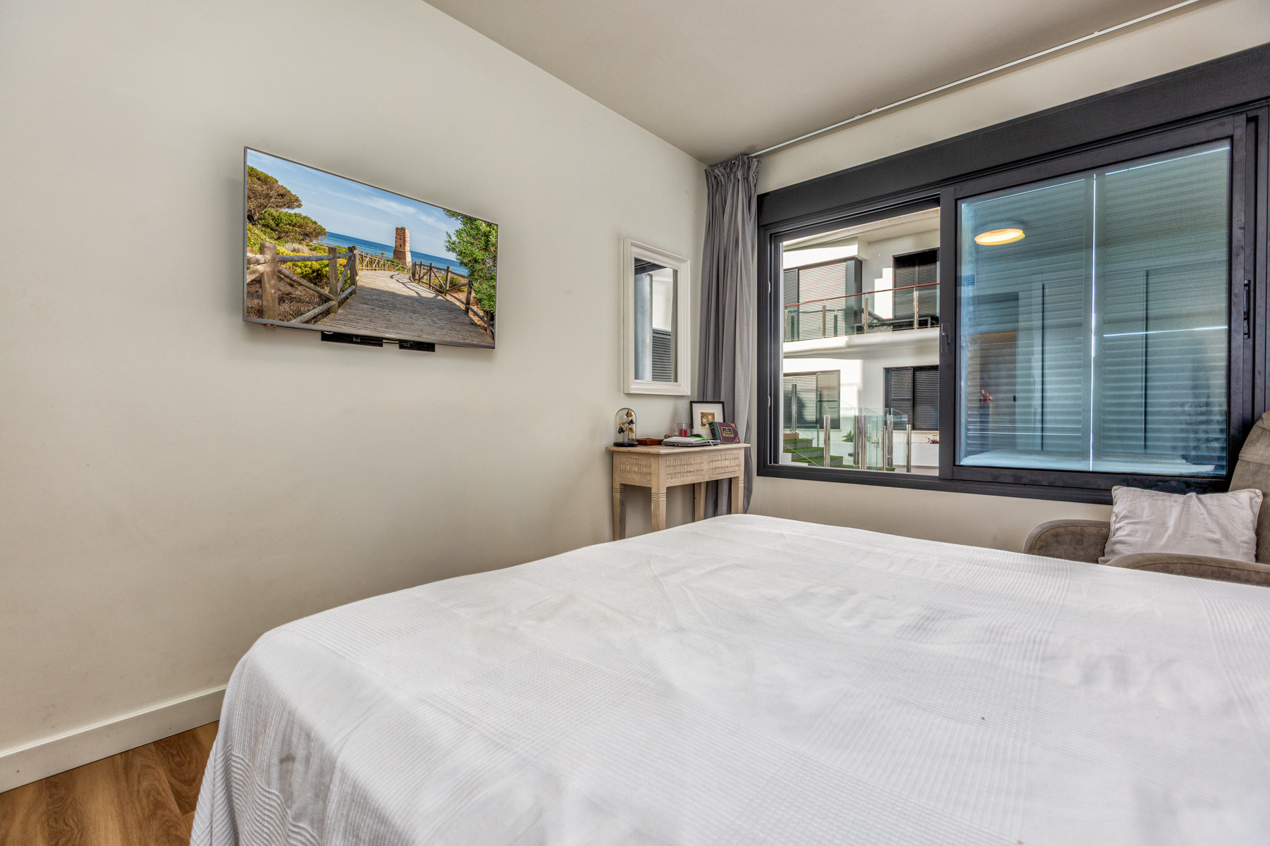Image 10: Apartamento Planta Baja For sale, Estepona, €495,000 [HFMs729708]