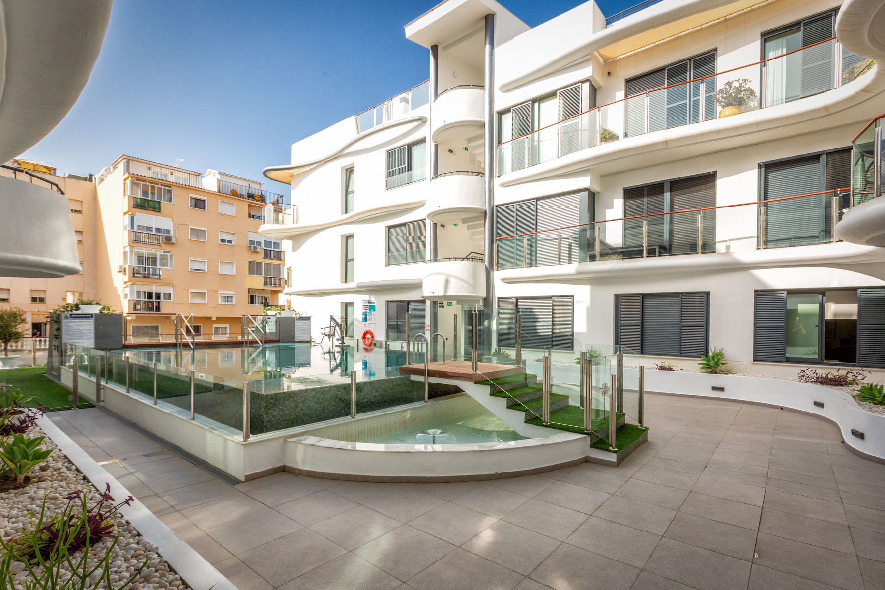 Image 0: Apartamento Planta Baja For sale, Estepona, €495,000 [HFMs729708]