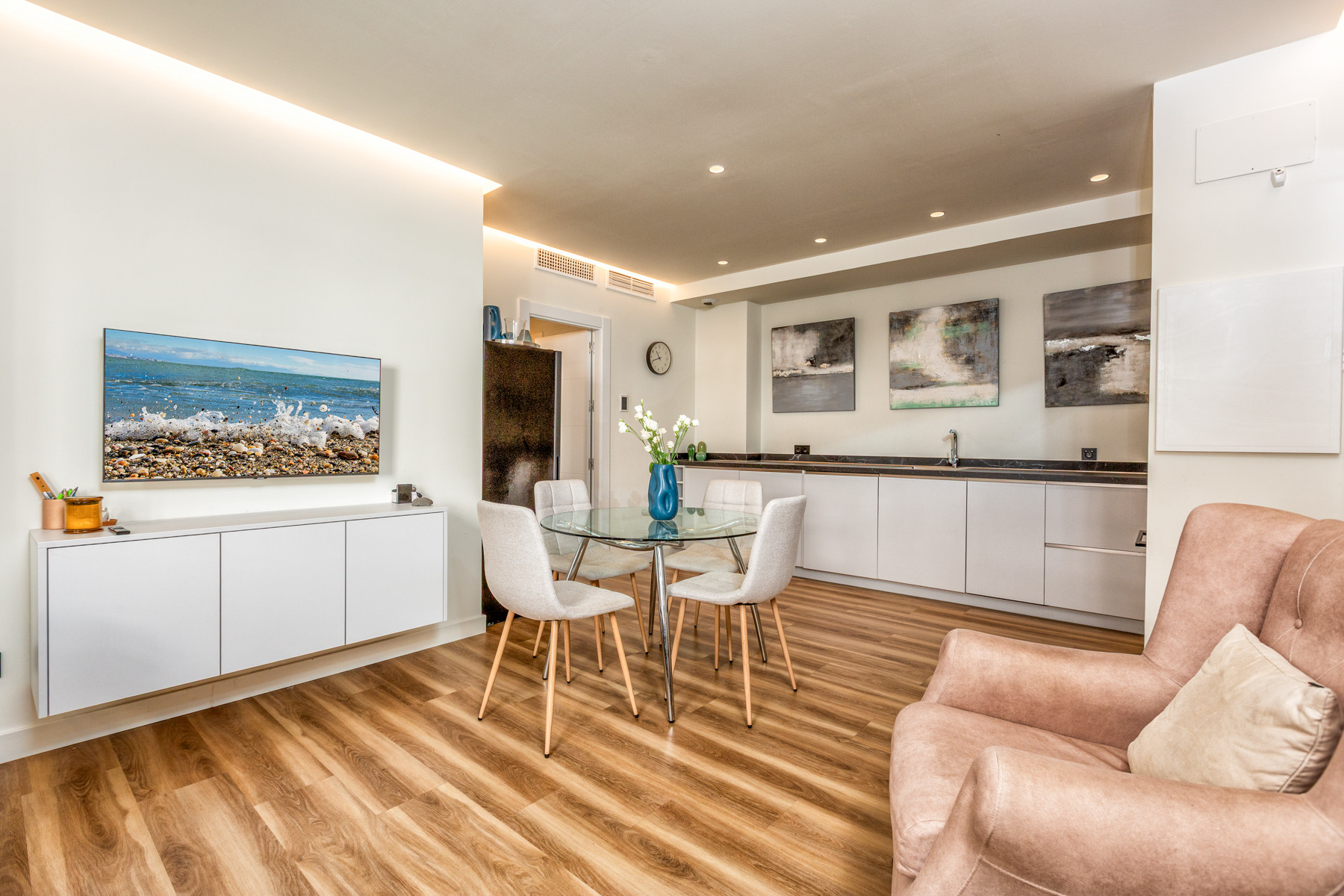 Image 3: Apartamento Planta Baja For sale, Estepona, €495,000 [HFMs729708]