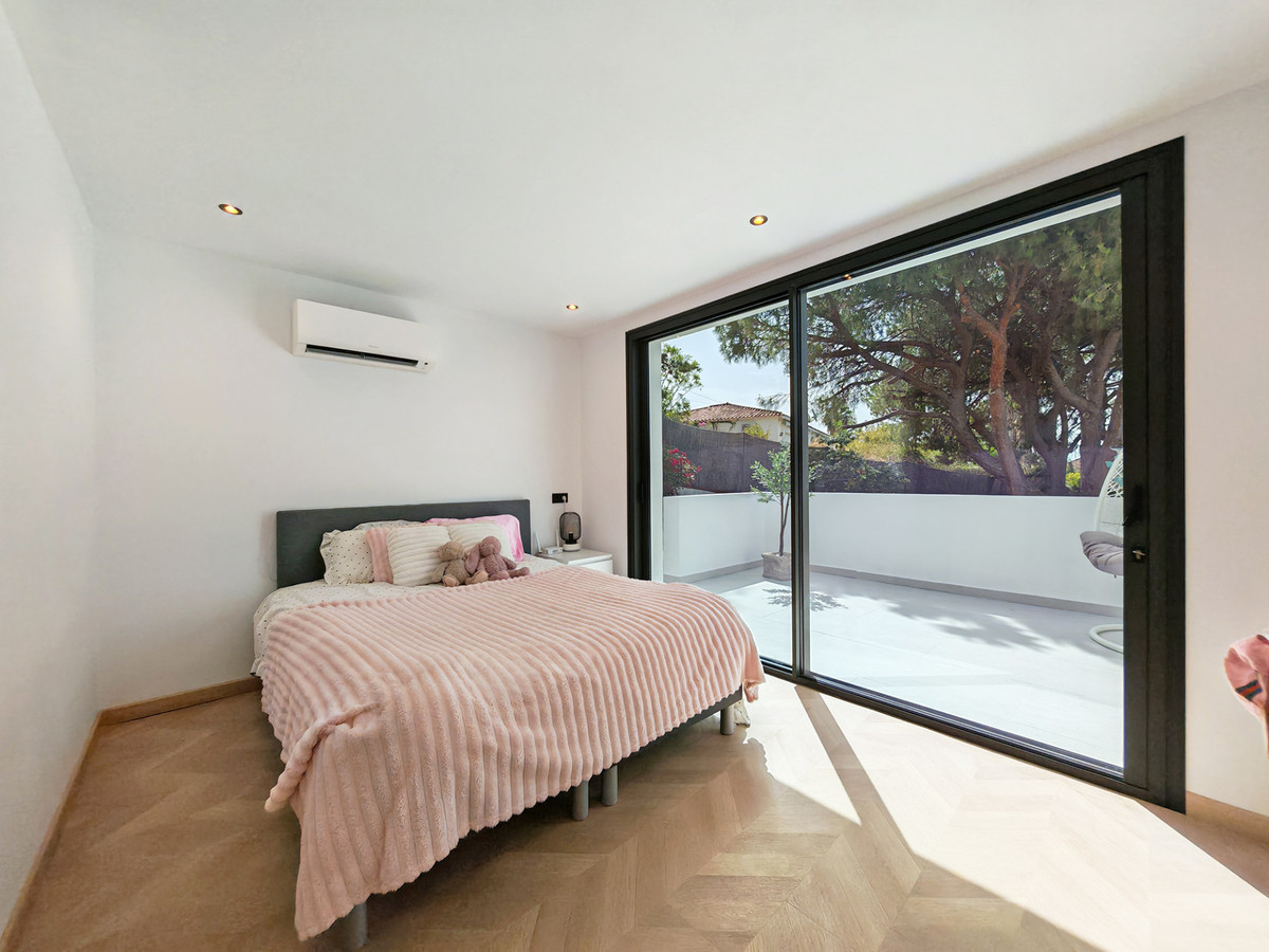Image 19: Villa - Chalet For sale, Marbella, €2,450,000 [HFMs729031]