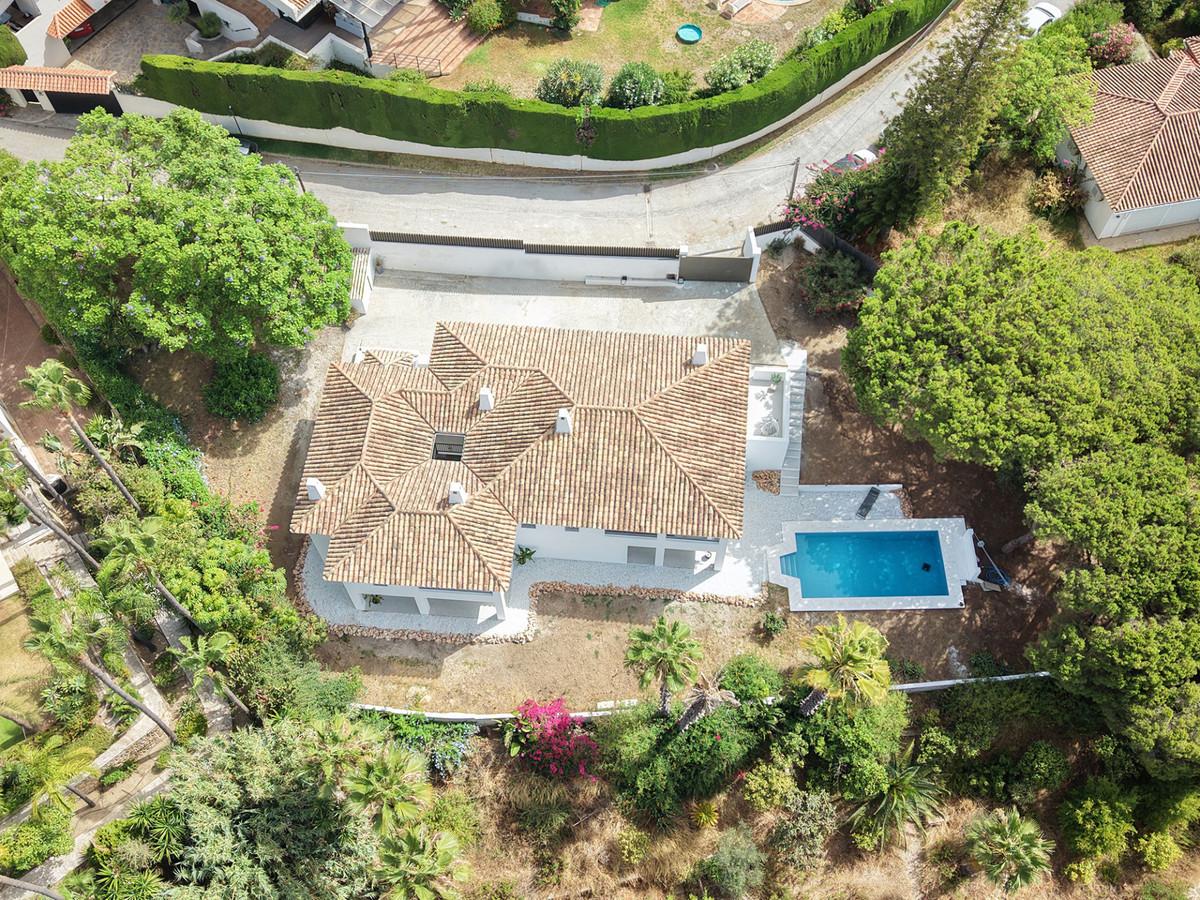 Image 29: Villa - Chalet For sale, Marbella, €2,450,000 [HFMs729031]