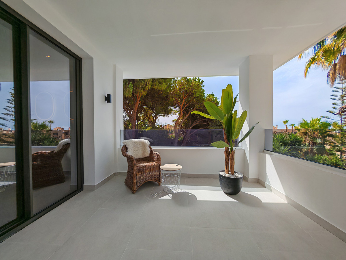Image 18: Villa - Chalet For sale, Marbella, €2,450,000 [HFMs729031]