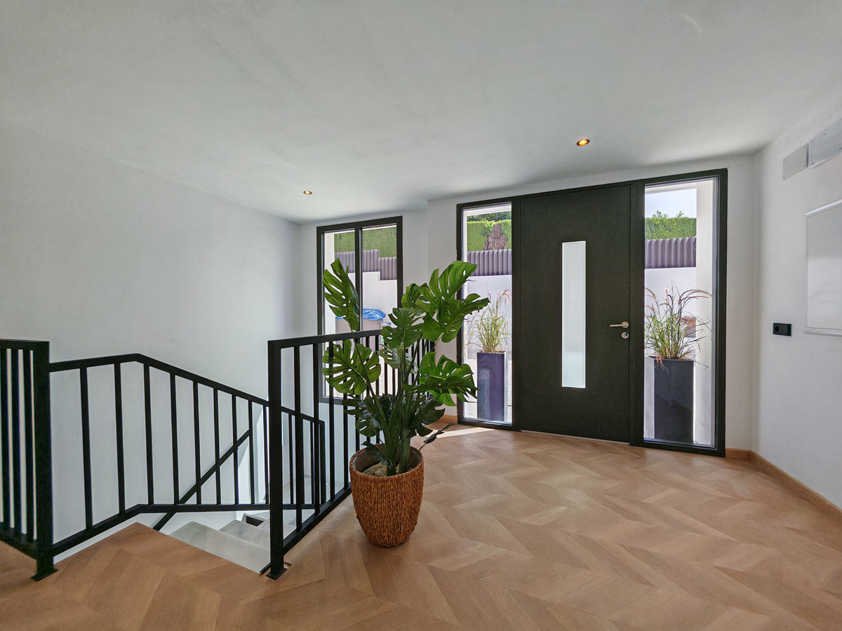 Image 12: Villa - Chalet For sale, Marbella, €2,450,000 [HFMs729031]