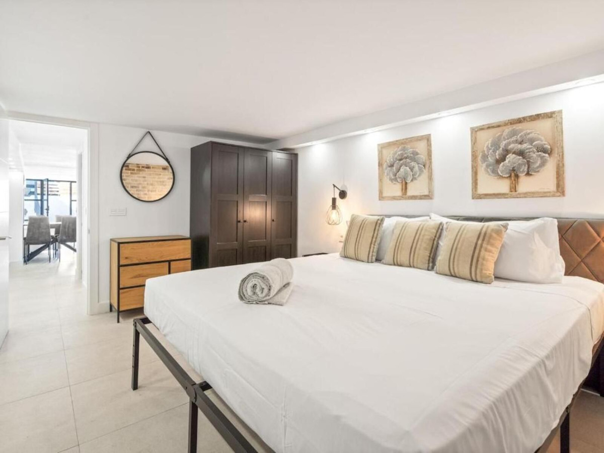 Image 38: Detached Villa For sale, Marbella, €1,400,000 [HFMs729032]