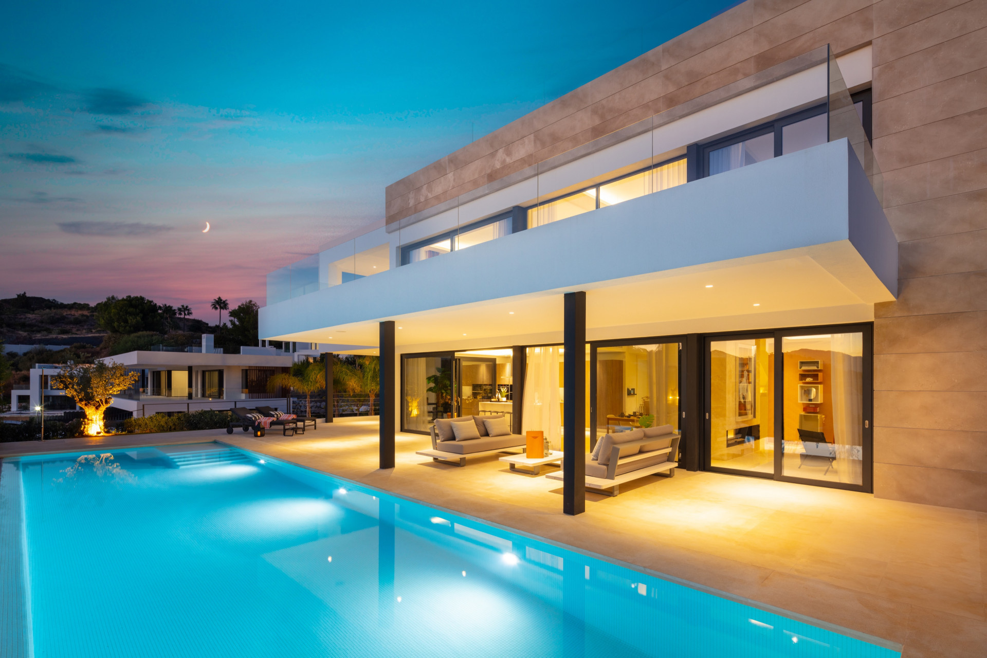 Image 0: Villa - Chalet For sale, Nueva Andalucía, €4,295,000 [HFMs729125]