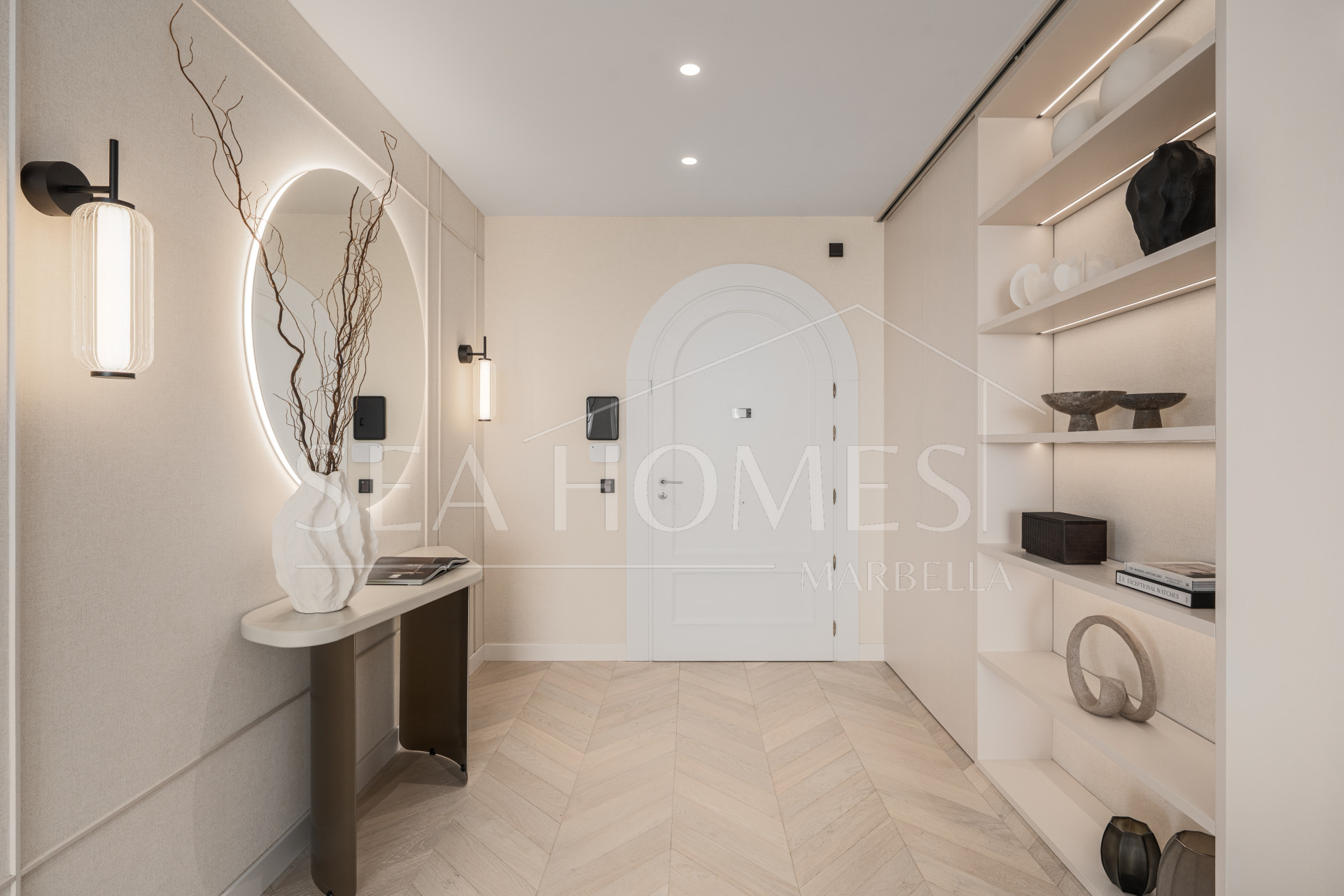 Artful 4-Bedroom Elevated Ground Floor Apartment with Panoramic Sea Views in Les Belvederes, La Cerquilla – Nueva Andalucía