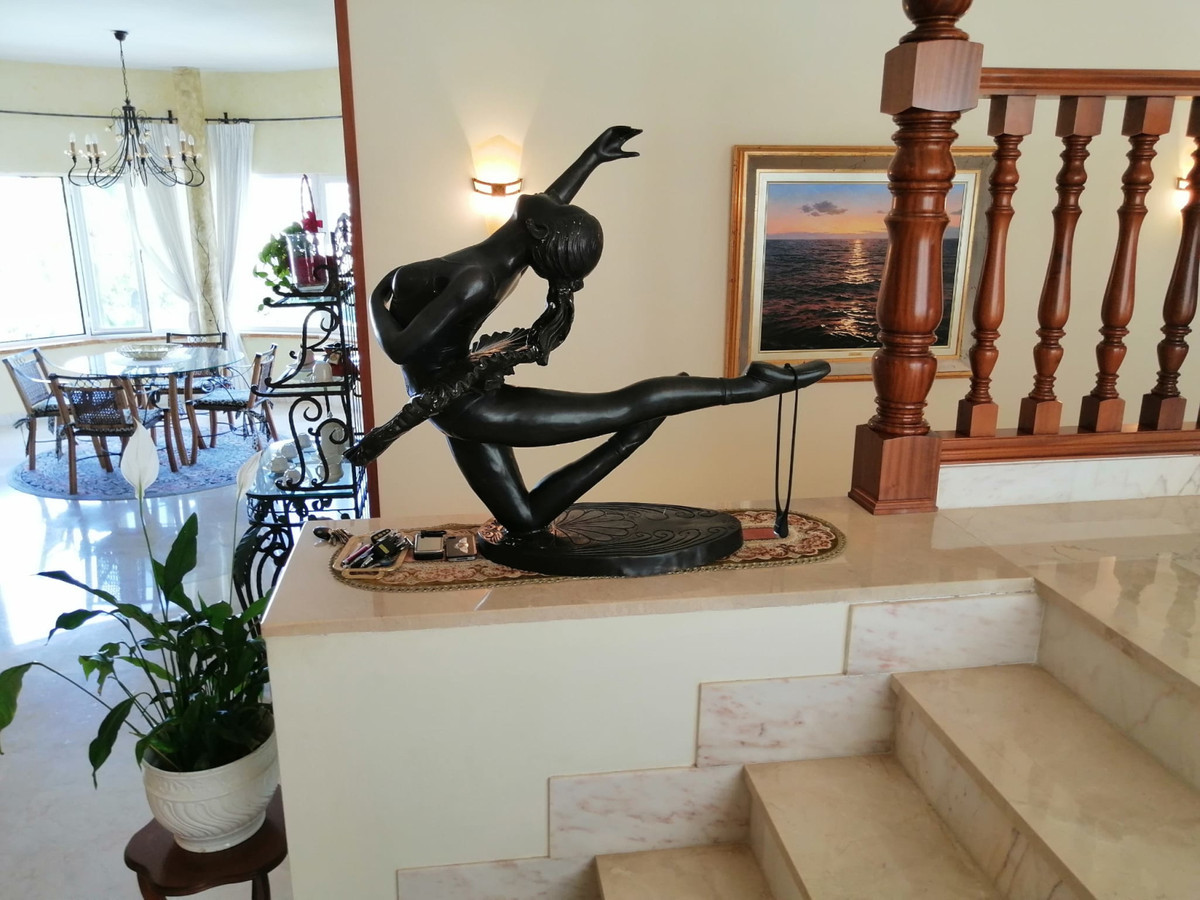 Image 39: detached villa For sale, Benalmadena, €2,195,000 [R3670751]