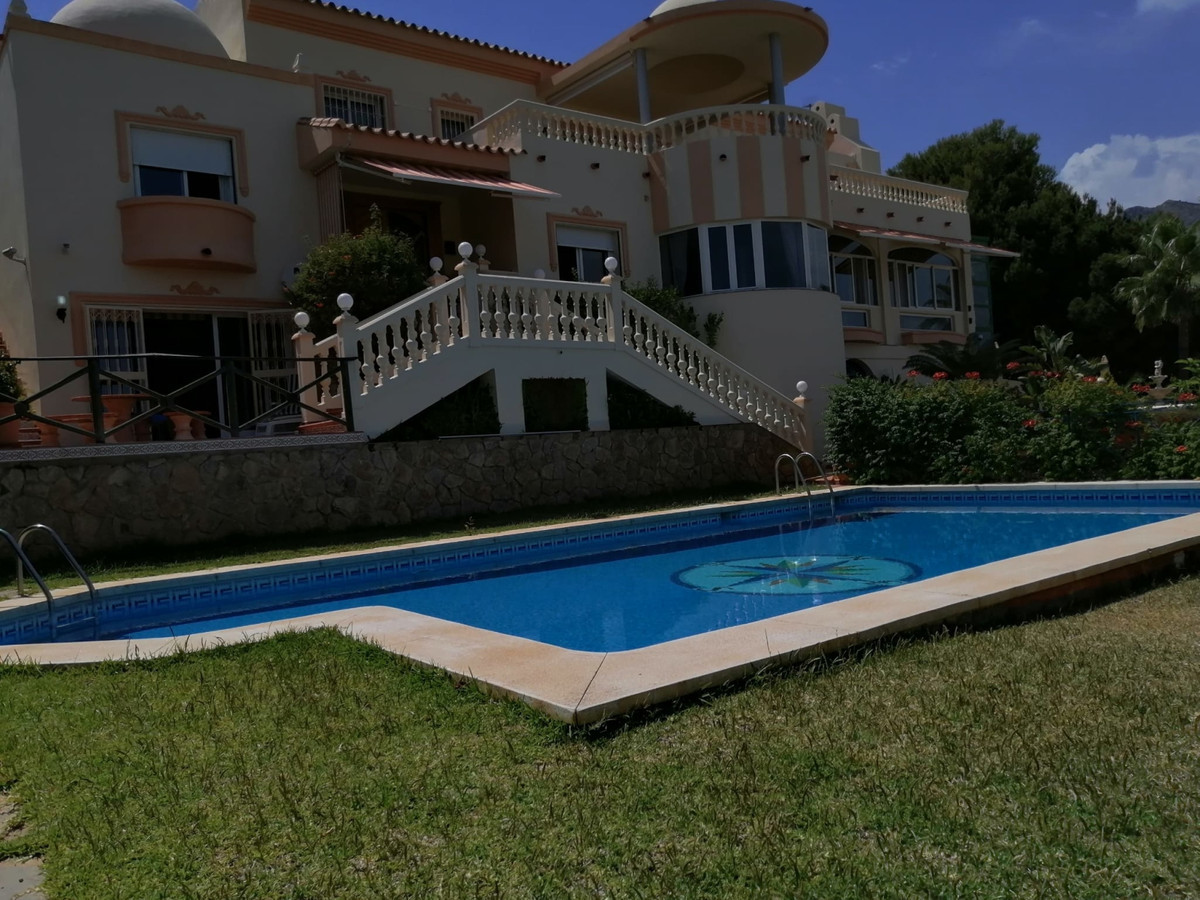 Image 39: detached villa For sale, Benalmadena, €2,195,000 [R3670751]