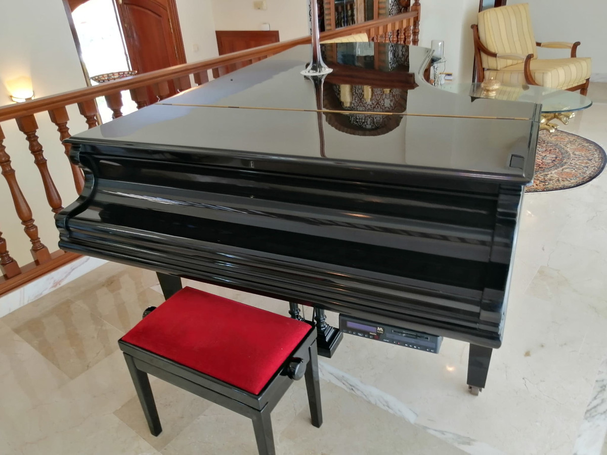 Image 39: detached villa For sale, Benalmadena, €2,195,000 [R3670751]