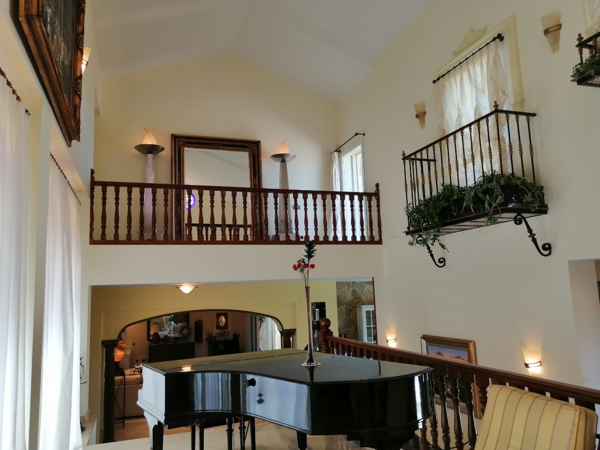 Image 39: detached villa For sale, Benalmadena, €2,195,000 [R3670751]