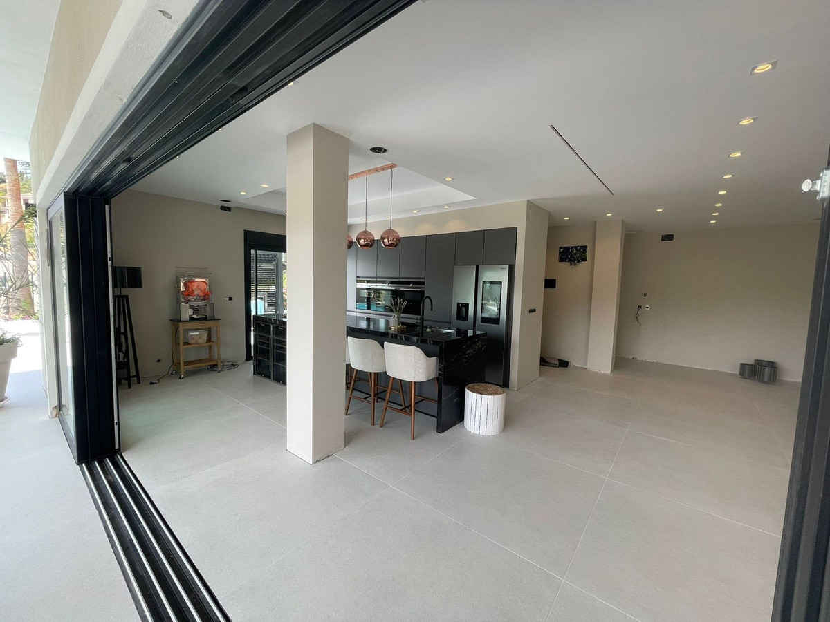 Image 30: detached villa For sale, Marbella, €3,790,000 [R3985633]