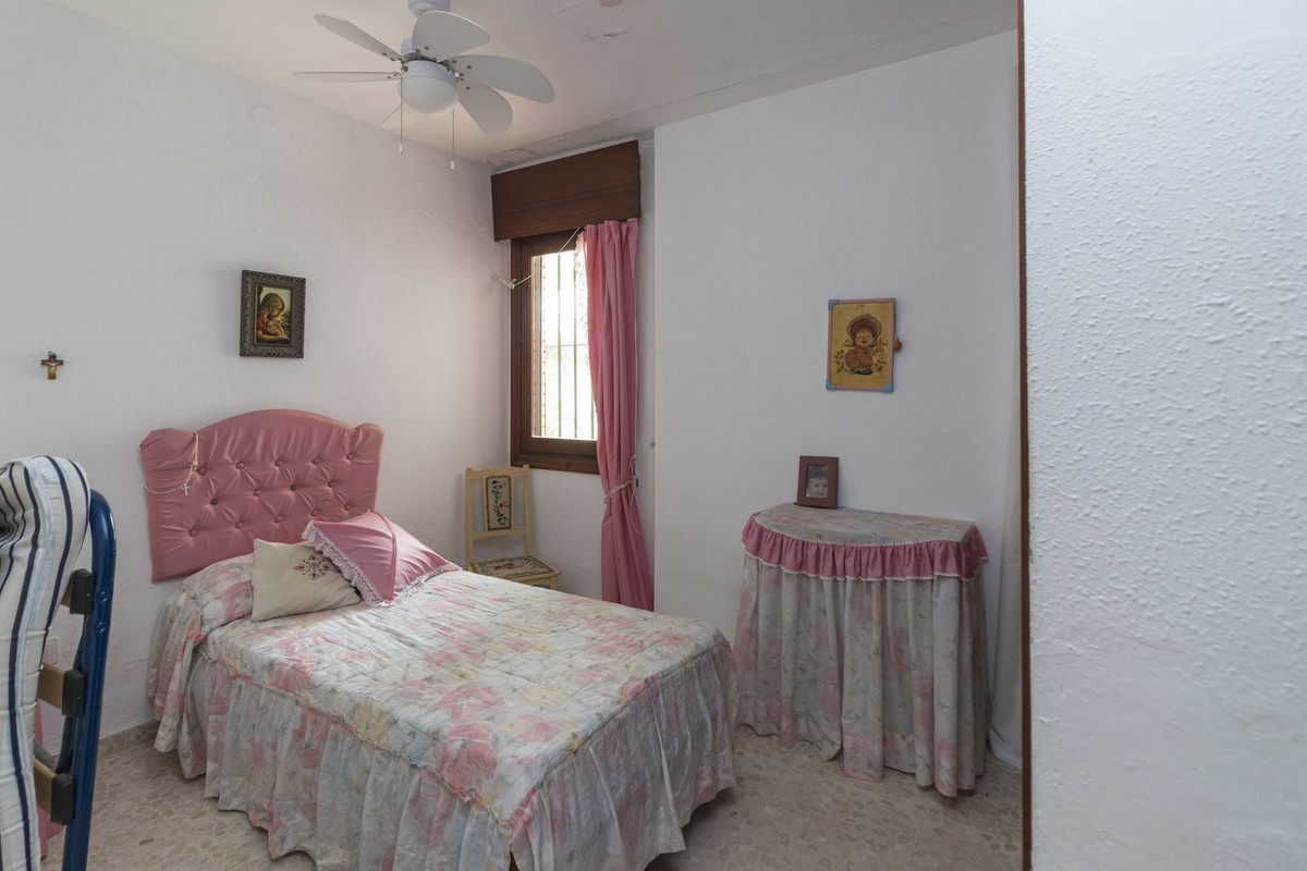 Image 23: detached villa For sale, Benalmadena, €870,000 [R4791943]