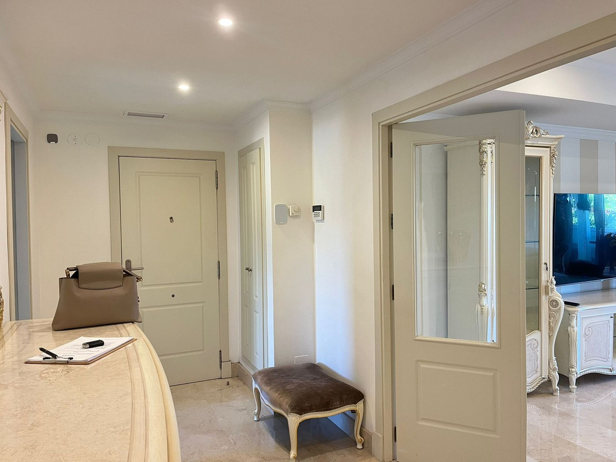 Image 30: apartment For sale, The Golden Mile, €1,250,000 [R4887877]