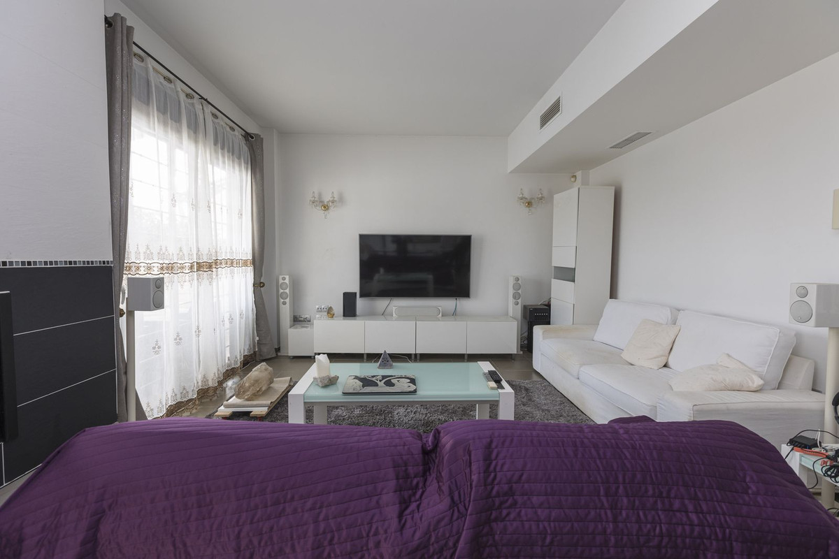 Villa zum Verkauf in Estepona, Costa del Sol