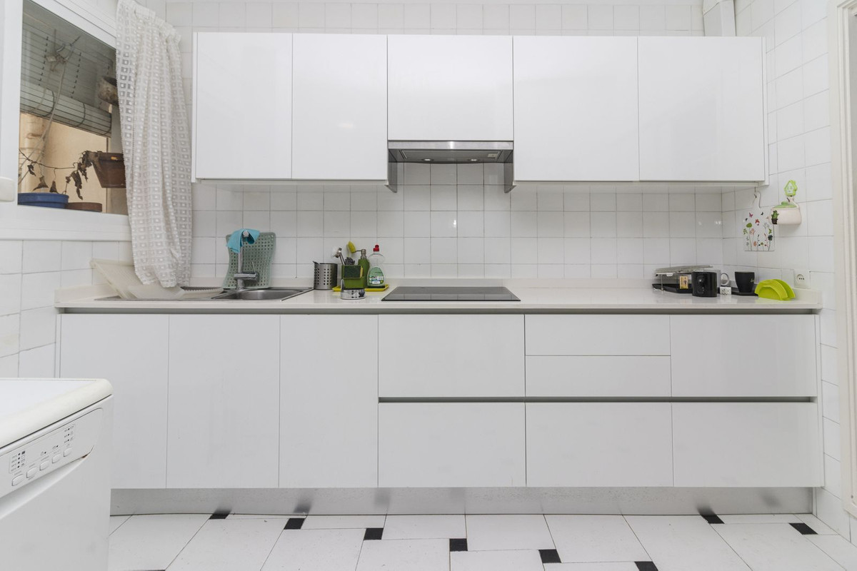 Image 28: apartment For sale, Málaga, €669,000 [R5003443]