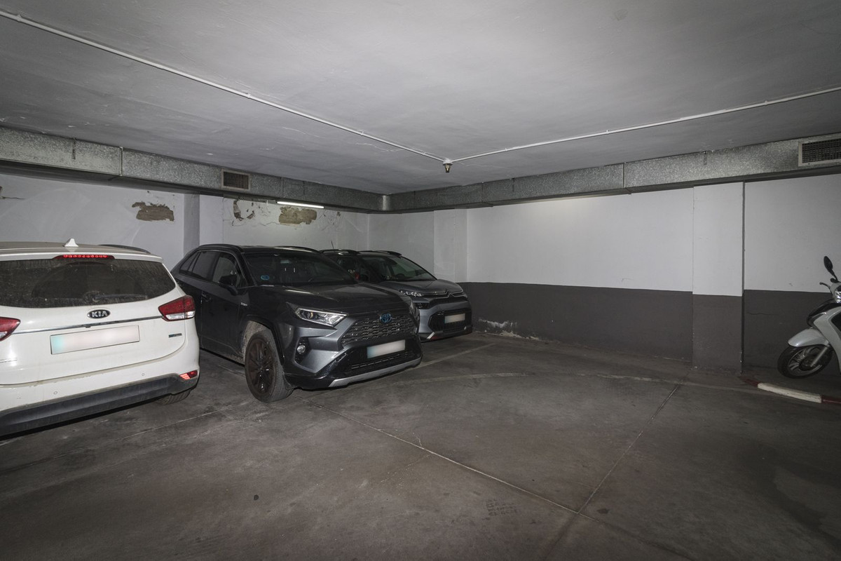 Image 28: apartment For sale, Málaga, €669,000 [R5003443]