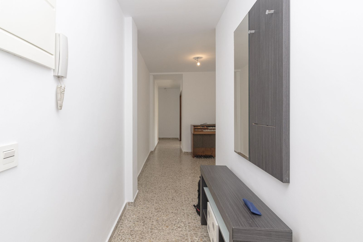 Image 29: apartment For sale, Fuengirola, €595,000 [R5019094]