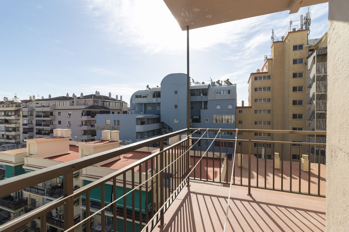 Image 29: apartment For sale, Fuengirola, €595,000 [R5019094]