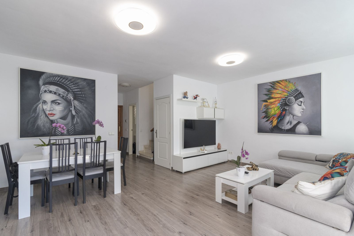 Image 17: townhouse For sale, Estepona, €630,000 [R5039842]