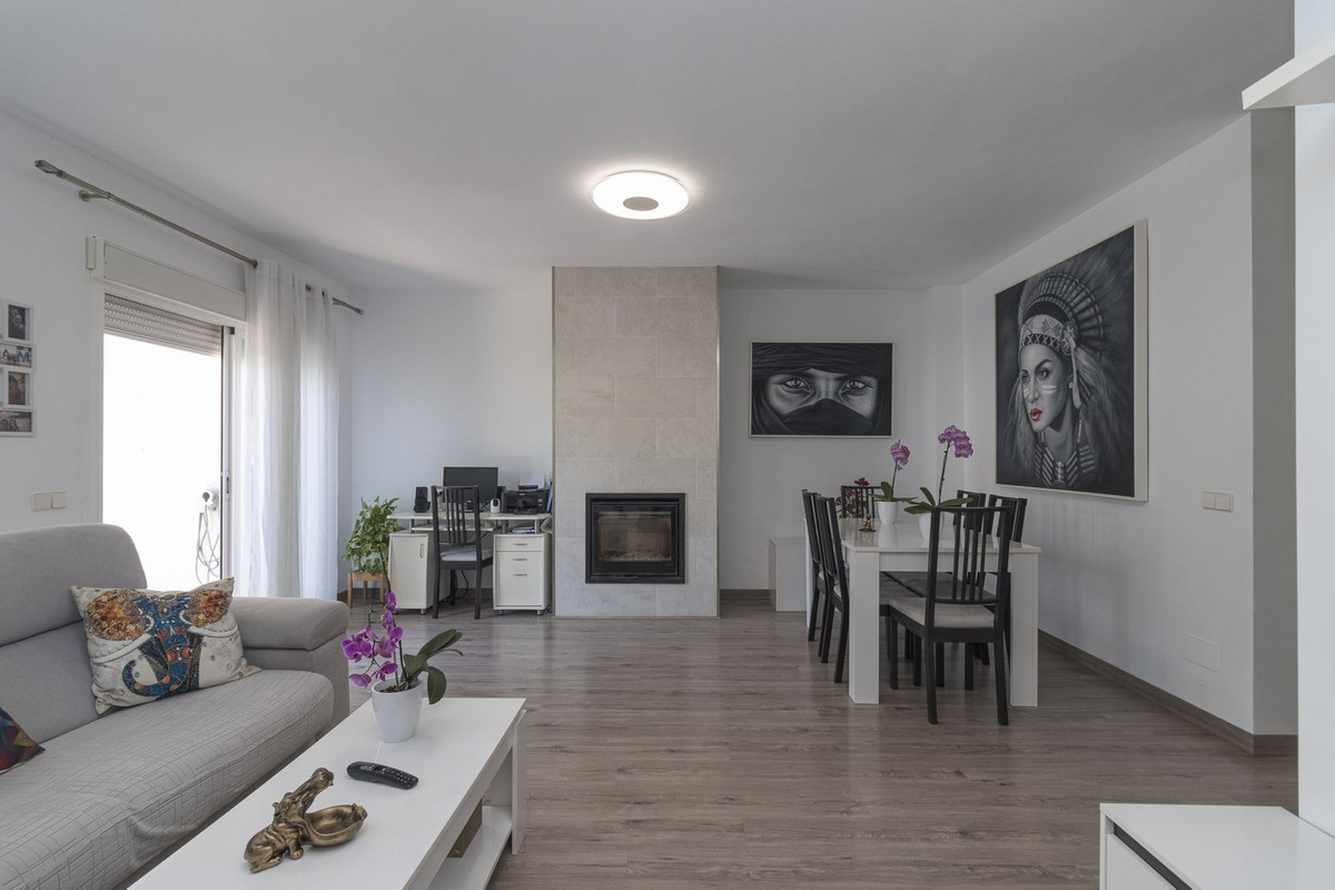 Image 17: townhouse For sale, Estepona, €630,000 [R5039842]