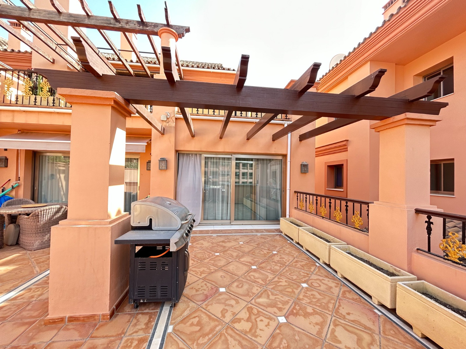 Image 37: apartment For sale, Puerto Banús, €1,850,000 [963-00125P]