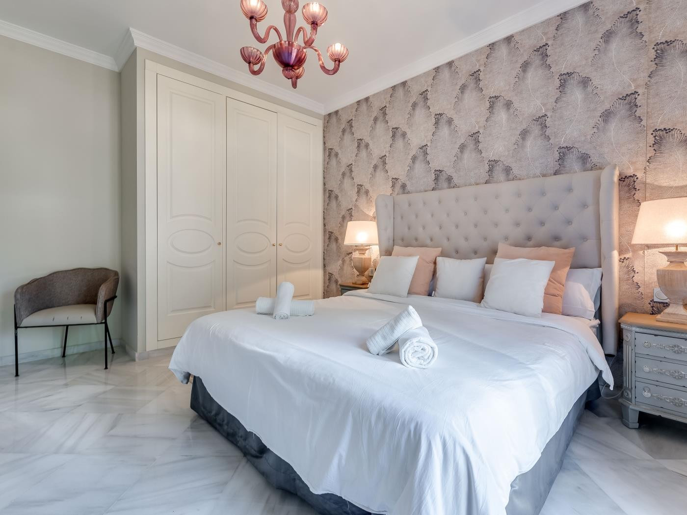 Exclusive villa for rent in Río Real, Marbella, with panoramic sea and valley views