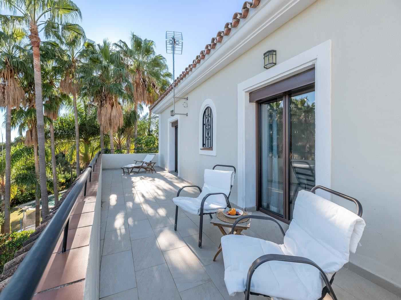 Exclusive villa for rent in Río Real, Marbella, with panoramic sea and valley views