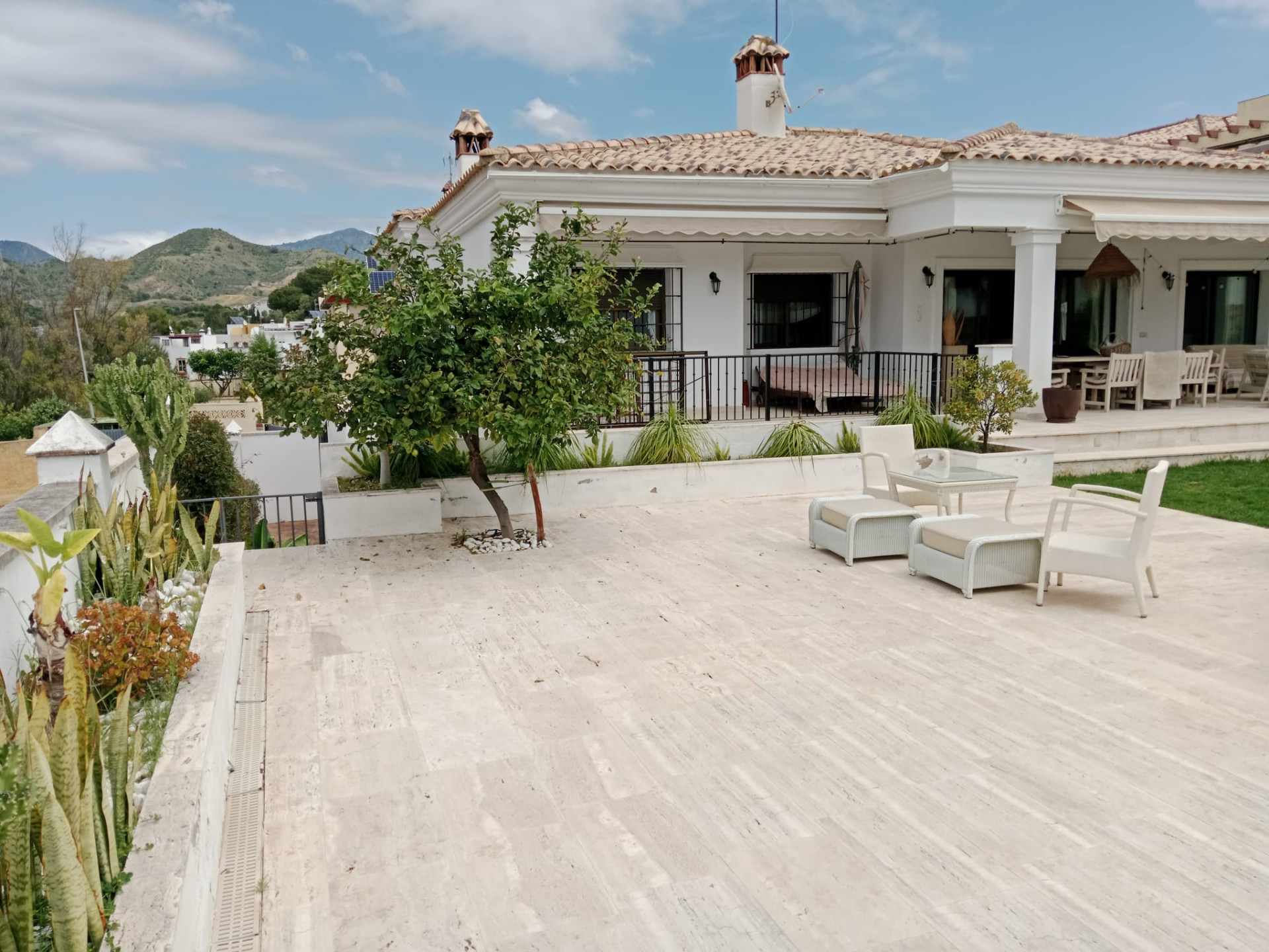 Image 2: Detached Villa For sale, Marbella, €1,900,000 [EAMs702069]