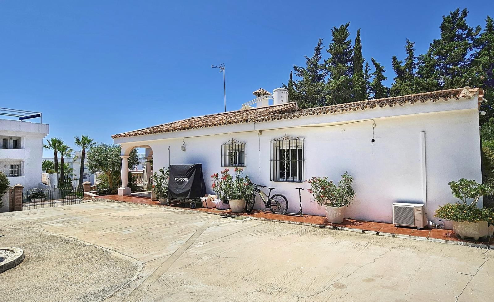 Image 40: detached villa For sale, Estepona, €1,150,000 [963-00162P]