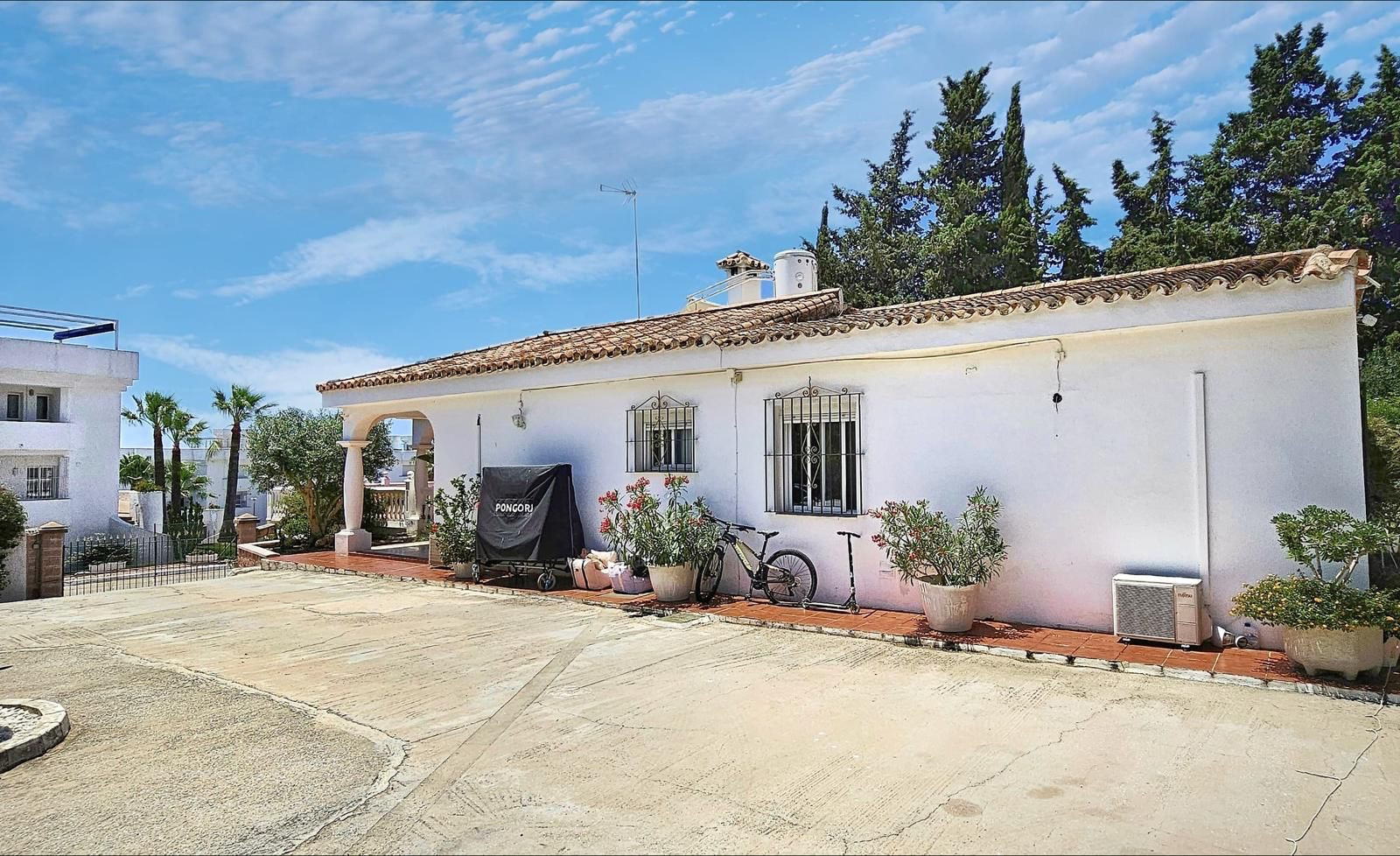 Image 40: detached villa For sale, Estepona, €1,150,000 [963-00162P]