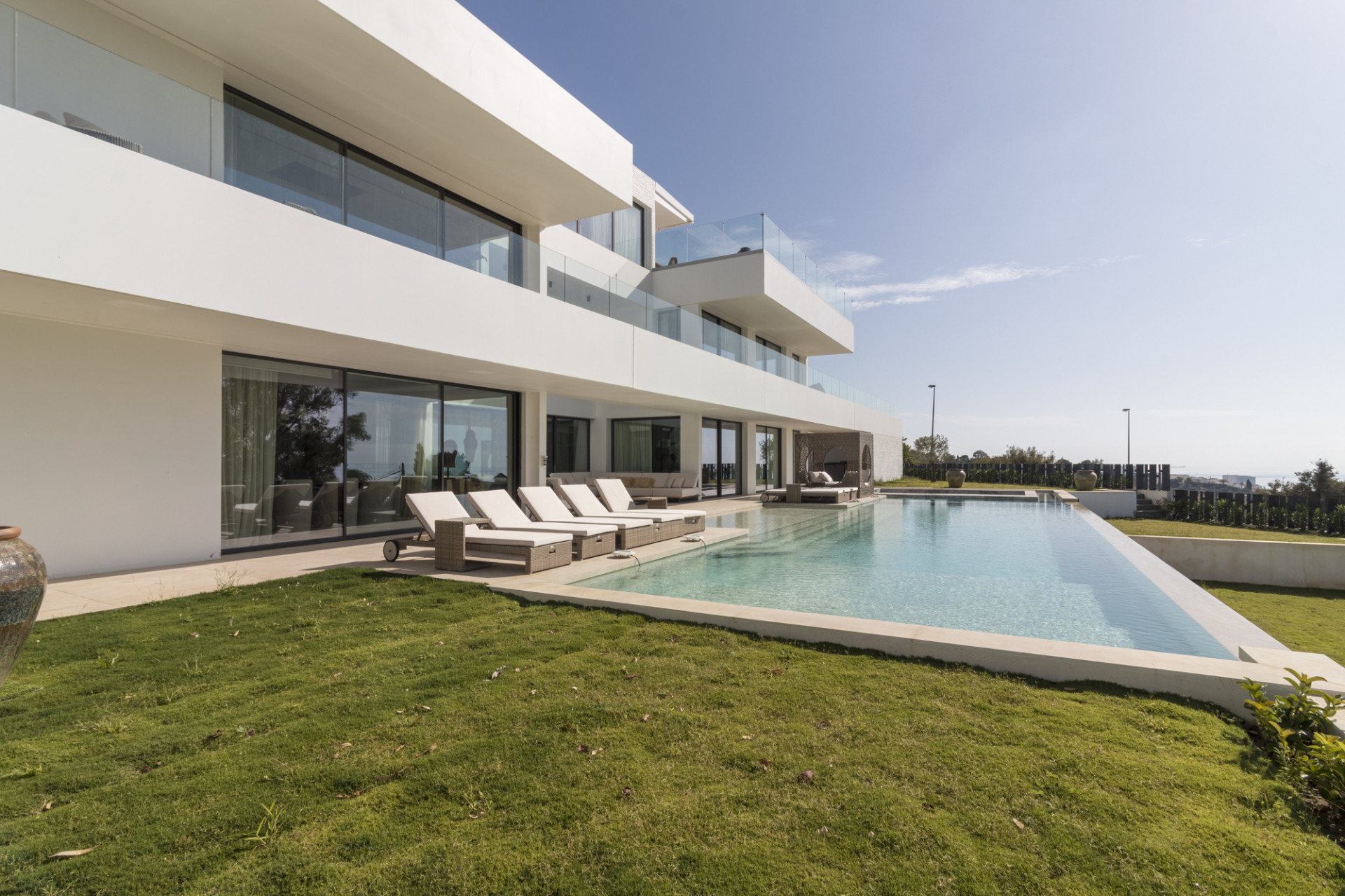 Image 3: Вилла/Шале For sale, Benalmadena, €4,450,000 [R5167435]
