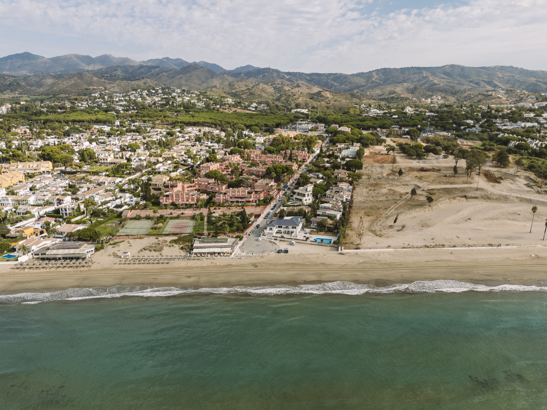 Image 36: detached villa For sale, Marbella, €2,000,000 [963-00136P]