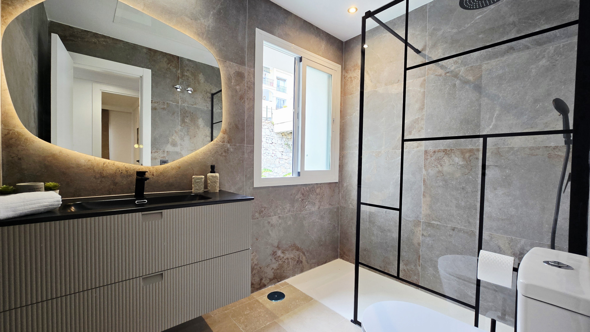 Image 10: Apartamento For sale, Benahavís, €545,000 [HFMs725683]