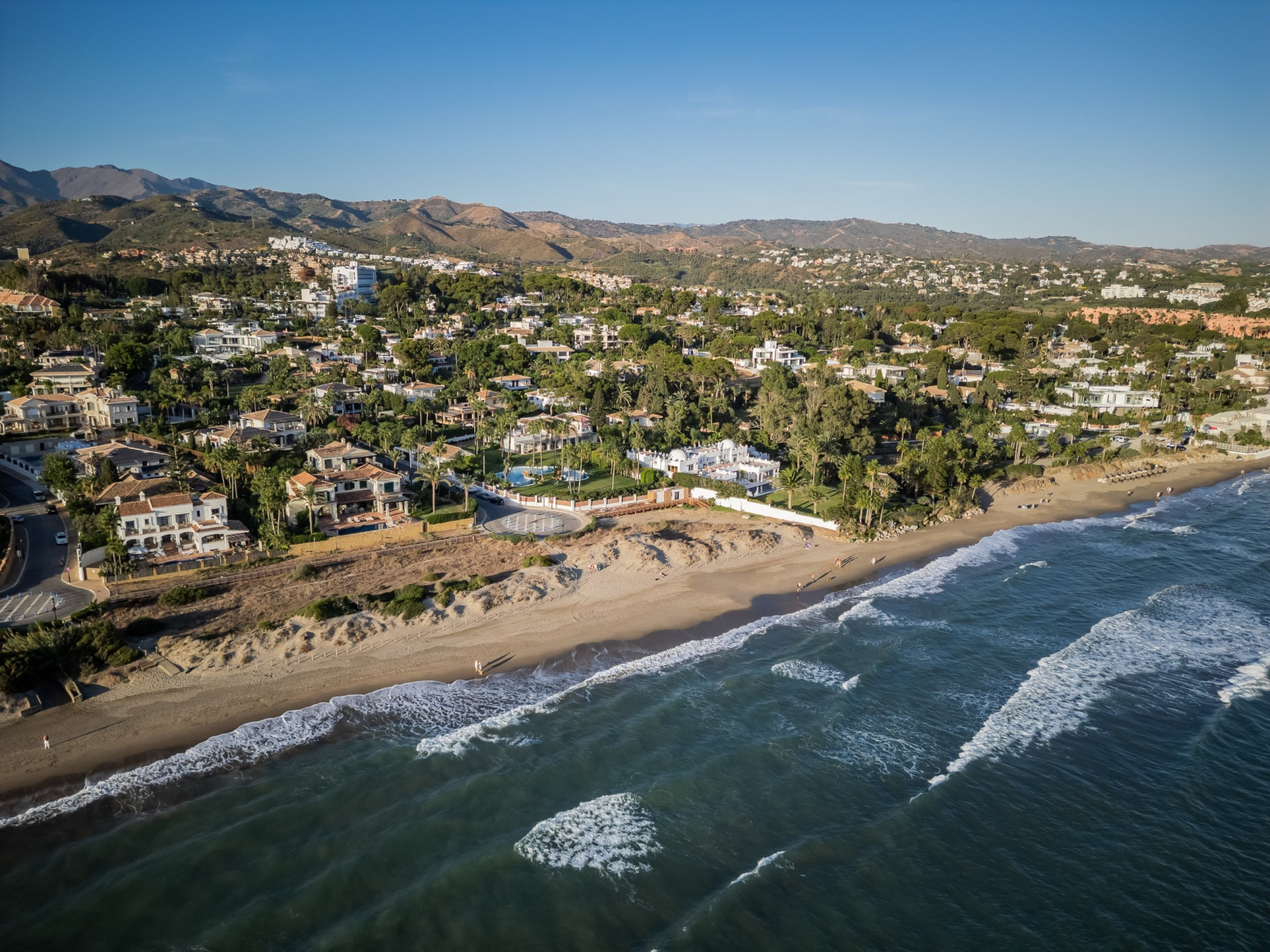 Villa in Los Monteros Playa — photo 4