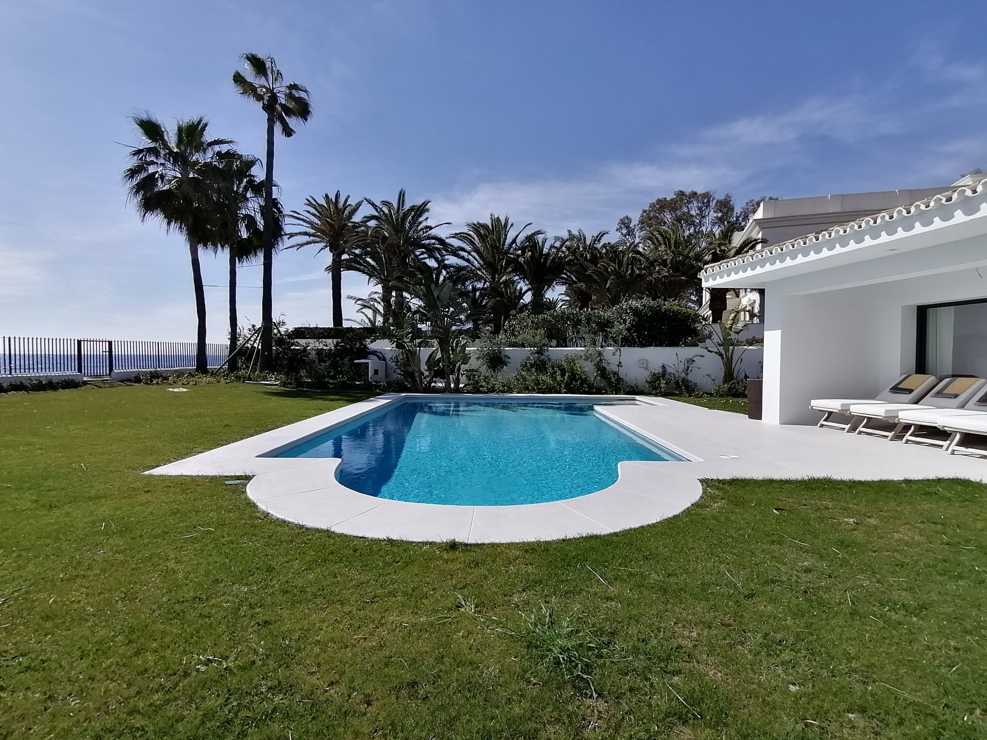 Villa in Guadalmina Baja — photo 2