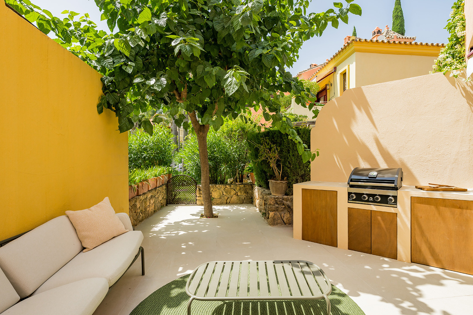 Image 51: townhouse For sale, The Golden Mile, €1,795,000 [963-00058P]