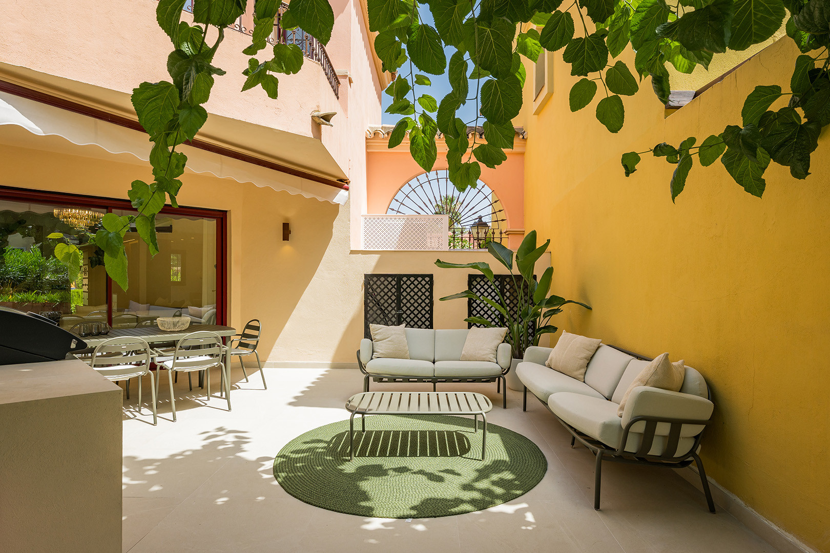 Image 51: townhouse For sale, The Golden Mile, €1,795,000 [963-00058P]