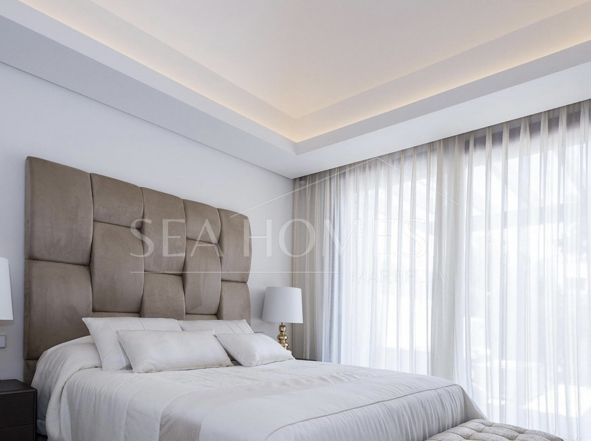 SEMI-DETACHED VILLA IN THE CENTER OF MARBELLA