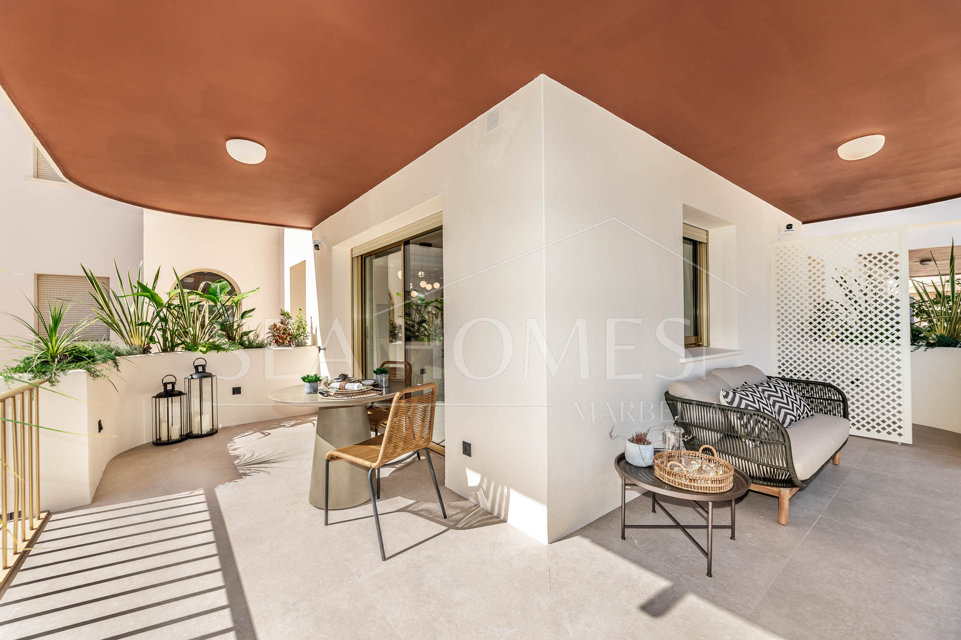 Apartment El Trebol - luxury Smart Apartment in Prime Nueva Andalucía – Perfect as a rental Investment or Modern Living