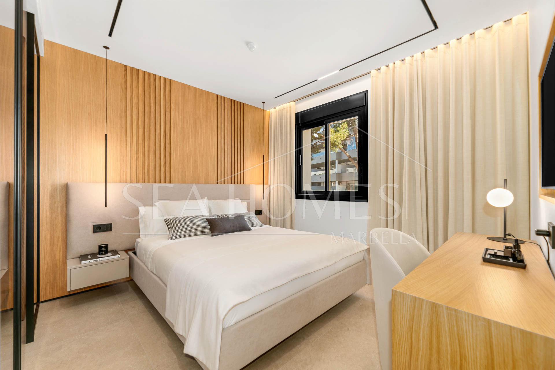 Apartment El Trebol - luxury Smart Apartment in Prime Nueva Andalucía – Perfect as a rental Investment or Modern Living