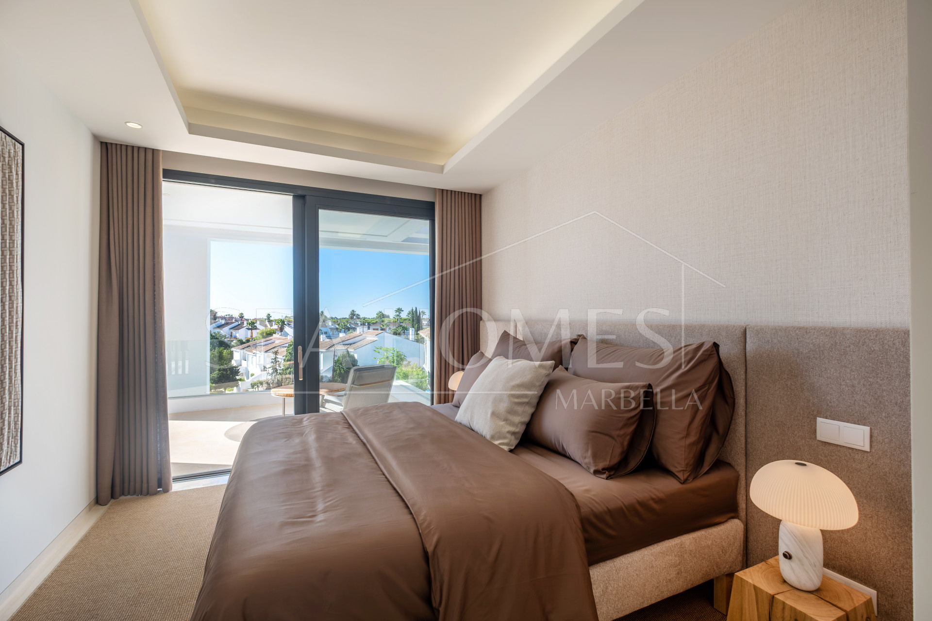 Stunning Villa in El Paraiso, Estepona