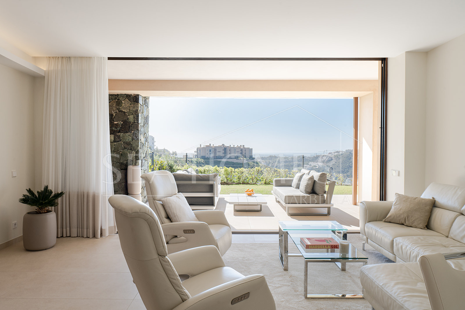 Amazing Apartment in Real de la quinta