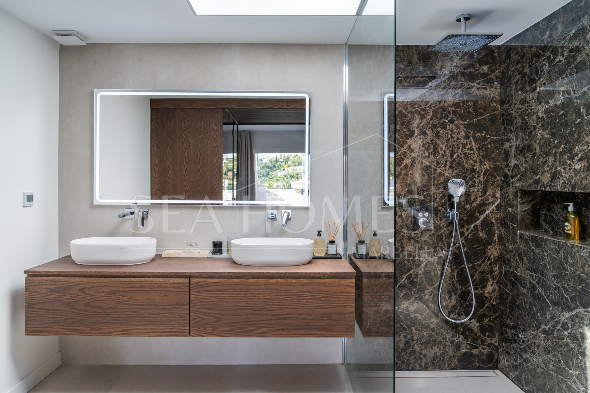 Penthouse in La Quinta with stunning views!