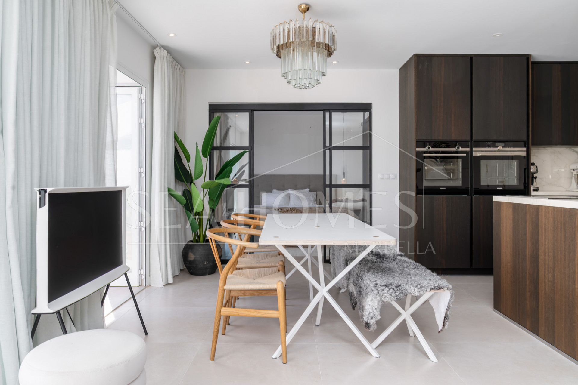 Penthouse in La Quinta with stunning views!